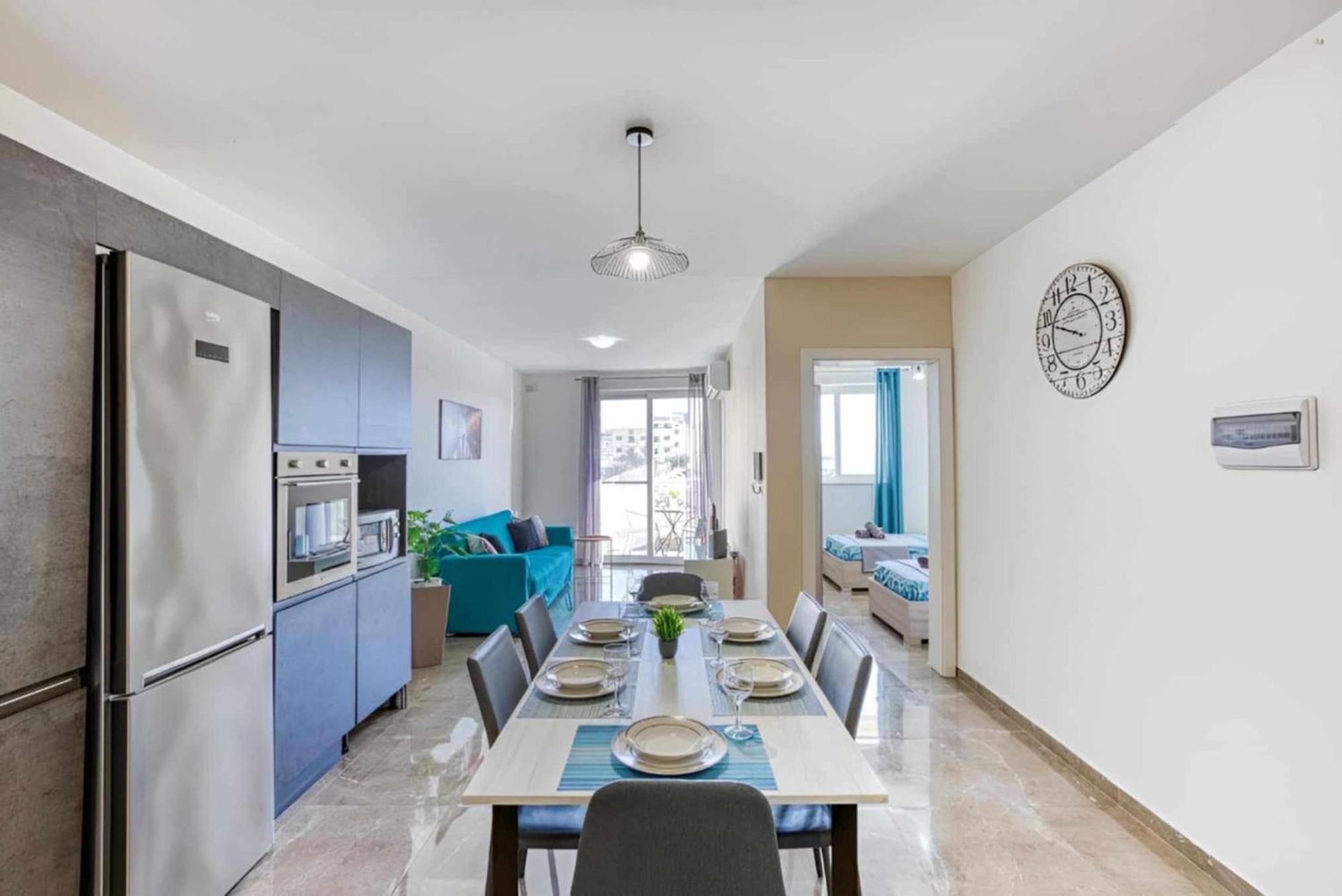 Large, 3 Bedroom Apartment In Marsascala Marsaskala Exterior photo
